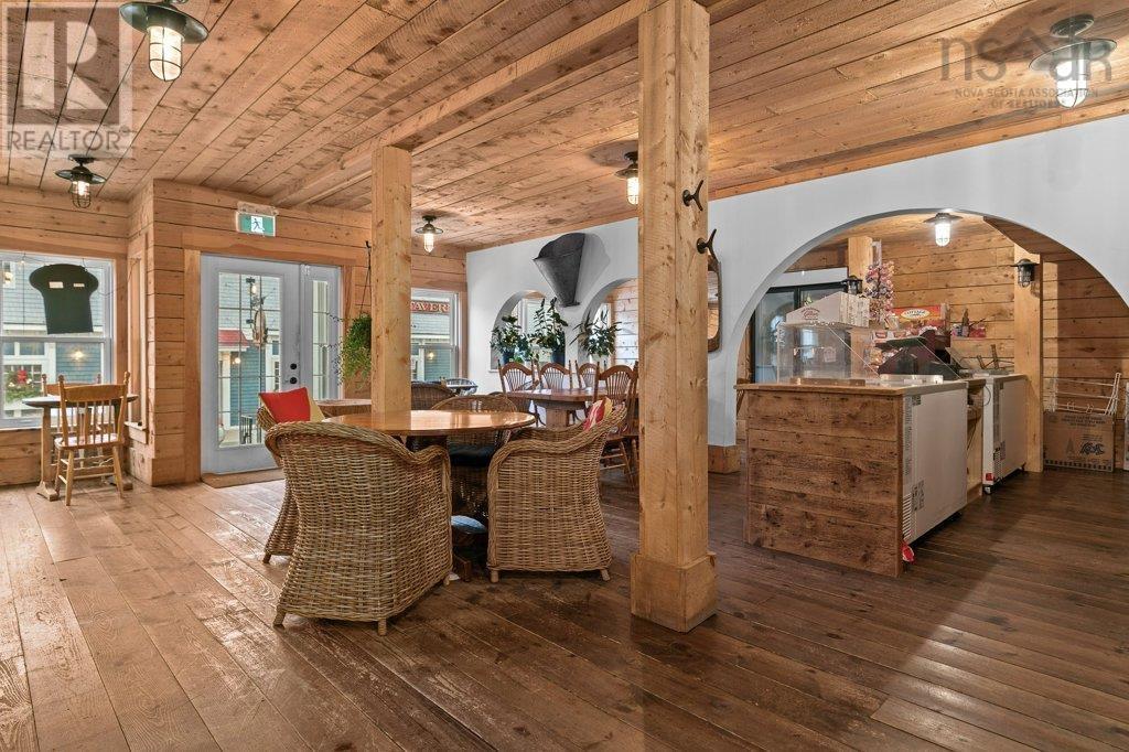 43 Queen Street, Chester, Nova Scotia  B0J 1J0 - Photo 7 - 202501376