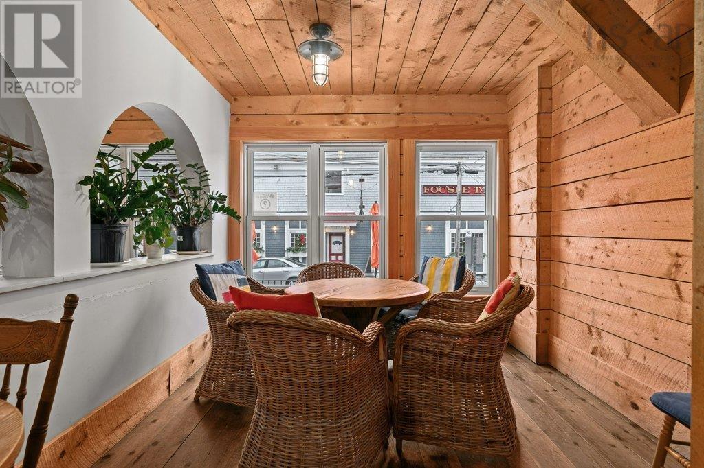 43 Queen Street, Chester, Nova Scotia  B0J 1J0 - Photo 9 - 202501376