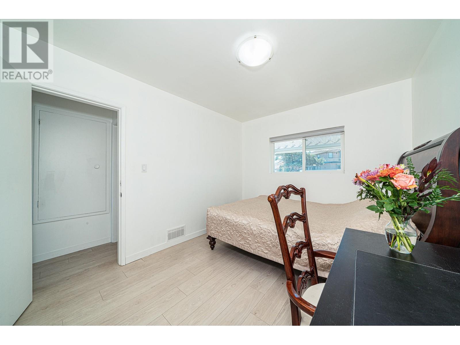 Listing Picture 27 of 39 : 4194 CHERRYWOOD CRESCENT, Burnaby / 本拿比 - 魯藝地產 Yvonne Lu Group - MLS Medallion Club Member