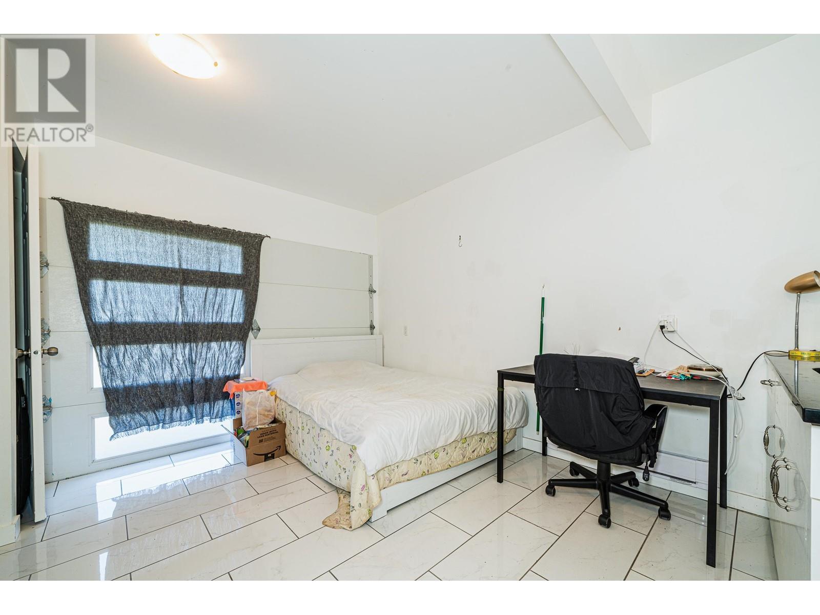Listing Picture 36 of 39 : 4194 CHERRYWOOD CRESCENT, Burnaby / 本拿比 - 魯藝地產 Yvonne Lu Group - MLS Medallion Club Member