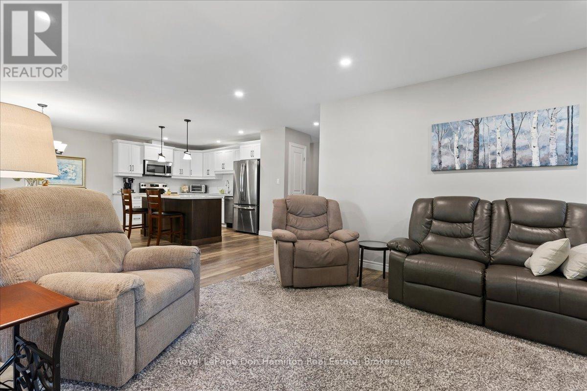 273 Mccourt Place, North Perth, Ontario  N0G 1B0 - Photo 18 - X11926602