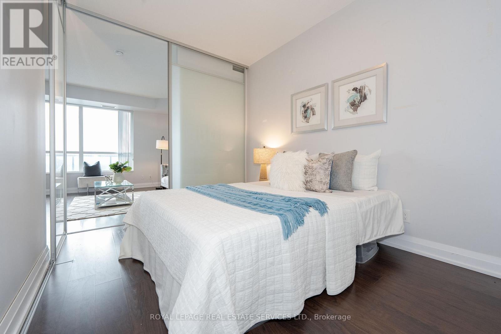 2926 - 5 Sheppard Avenue E, Toronto, Ontario  M2N 0G4 - Photo 16 - C11935107