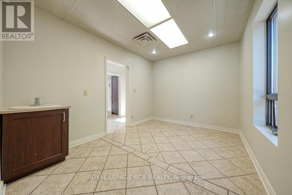 590 Adelaide Street, Woodstock, Ontario  N4S 4B9 - Photo 11 - X11935110