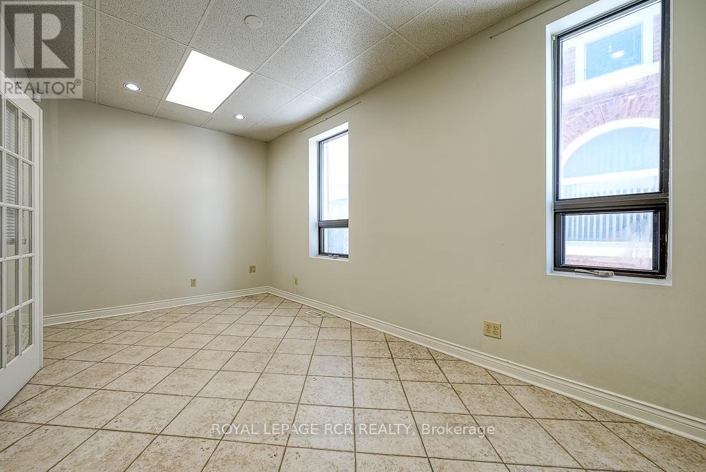 590 Adelaide Street, Woodstock, Ontario  N4S 4B9 - Photo 9 - X11935110