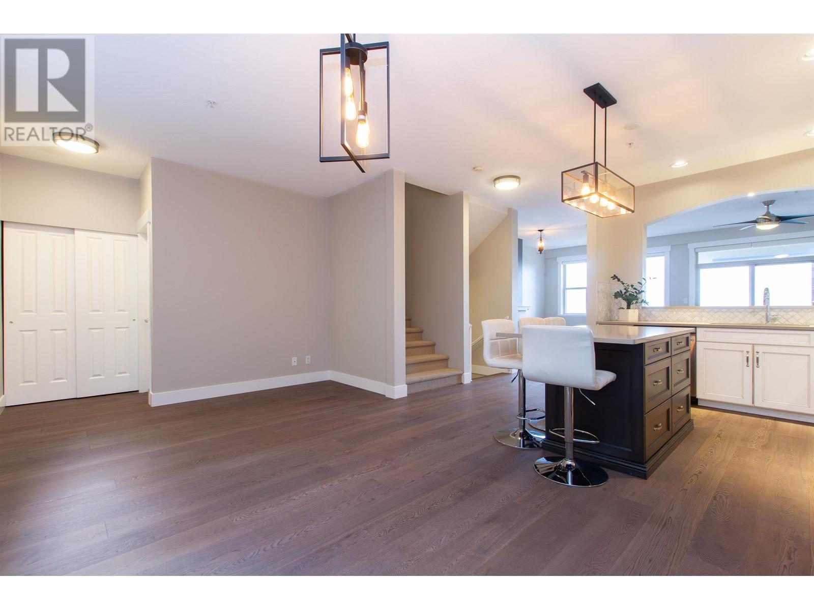 6 1026 Glacier View Drive, Squamish, British Columbia  V8B 0G1 - Photo 6 - R2951323