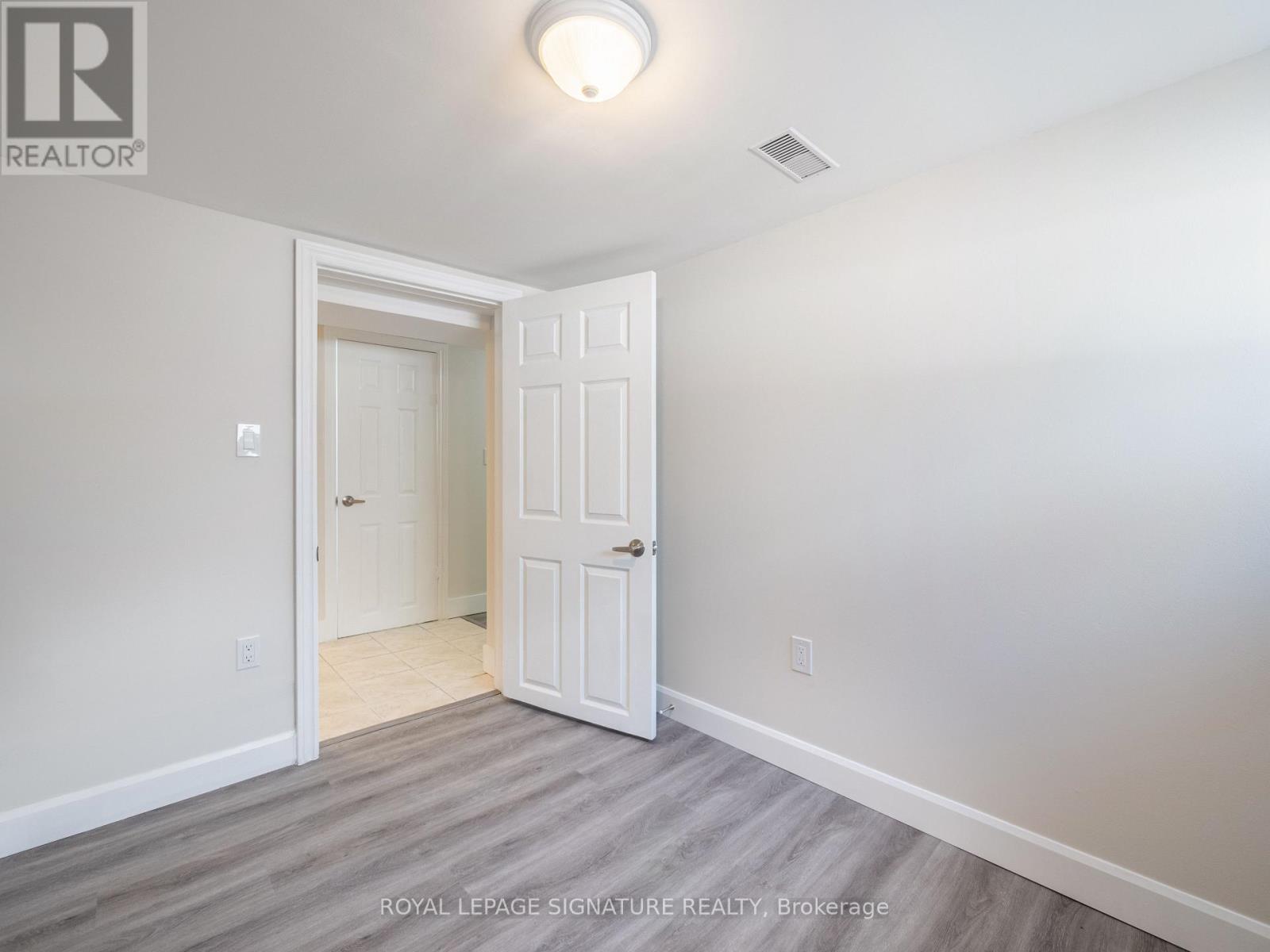 143 Sheppard Avenue W, Toronto, Ontario  M2N 1M7 - Photo 28 - C11935159