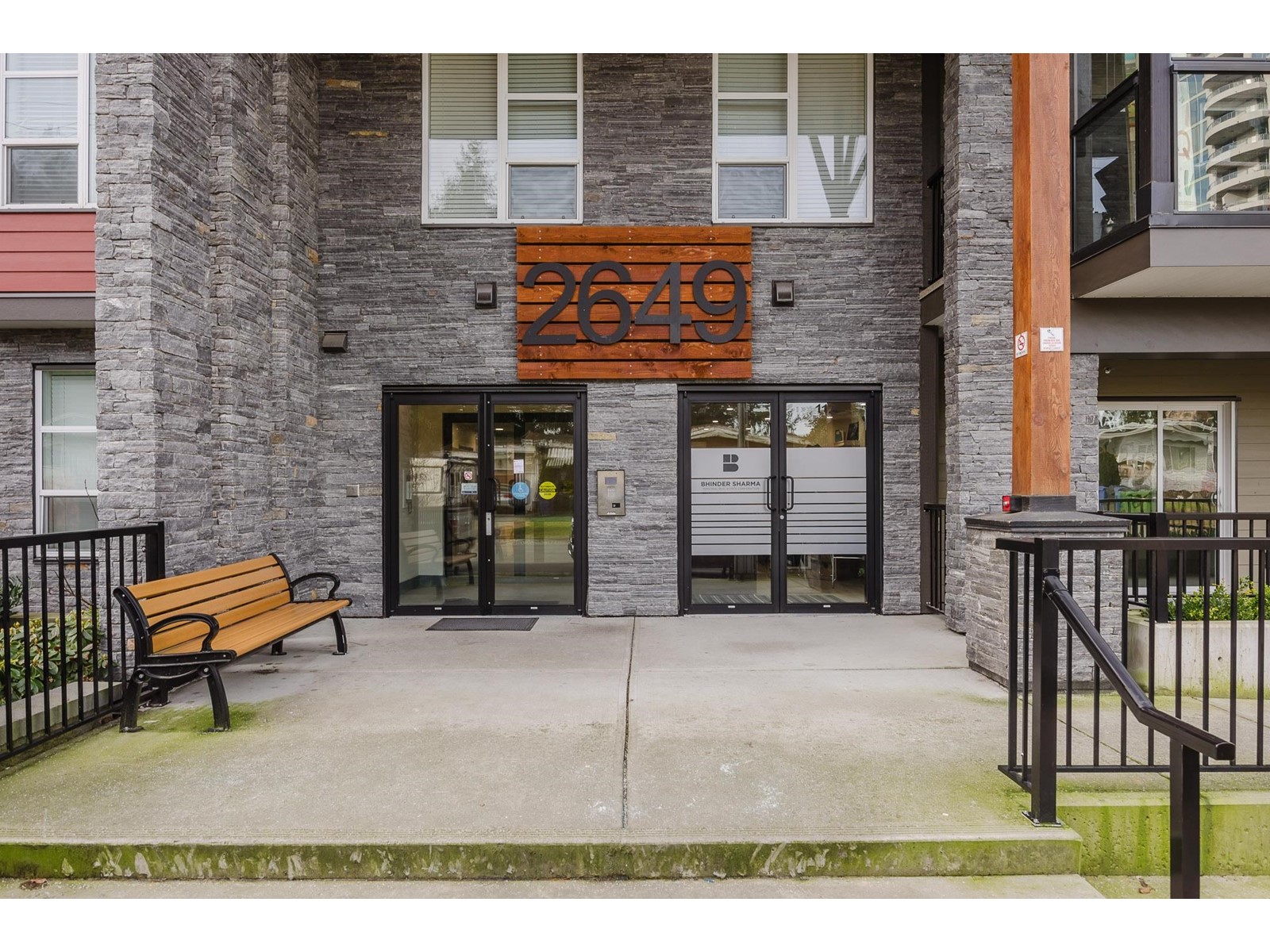 Property at 607 2649 JAMES STREET image 3