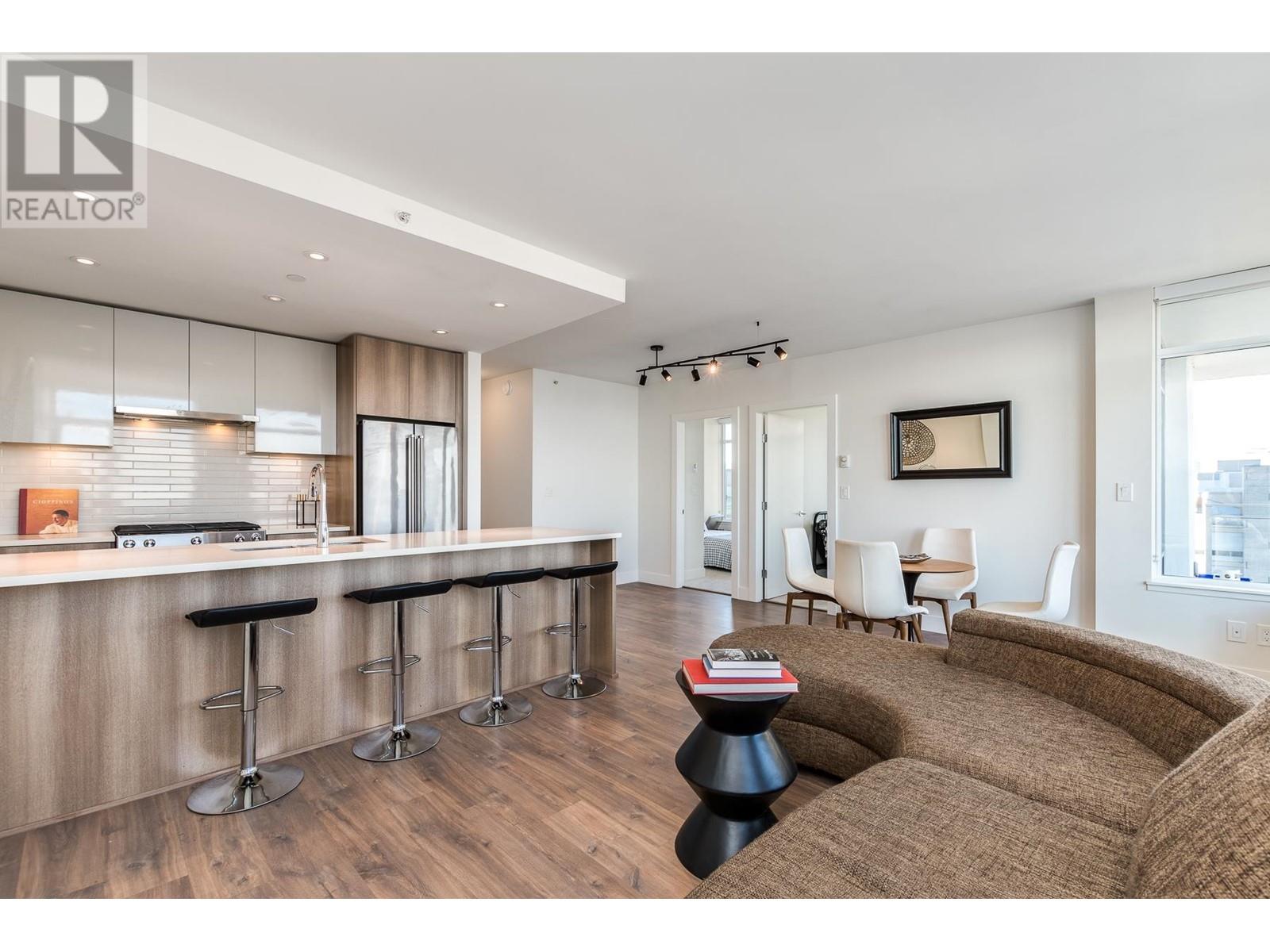 1207 258 NELSON'S COURT, new westminster, British Columbia