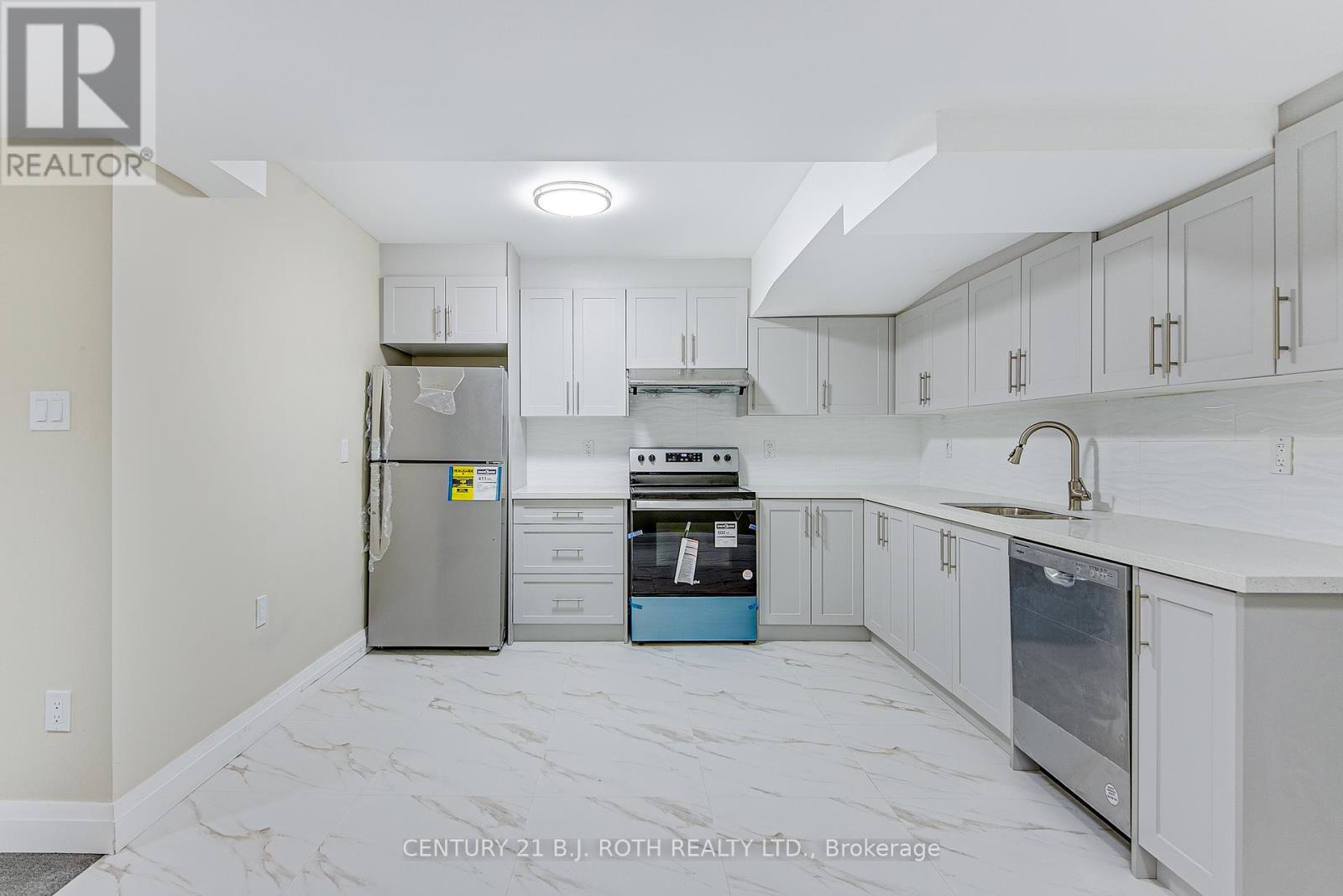 2 - 82 Peel Street, Barrie (Wellington), Ontario  L4M 3K7 - Photo 5 - S11934011