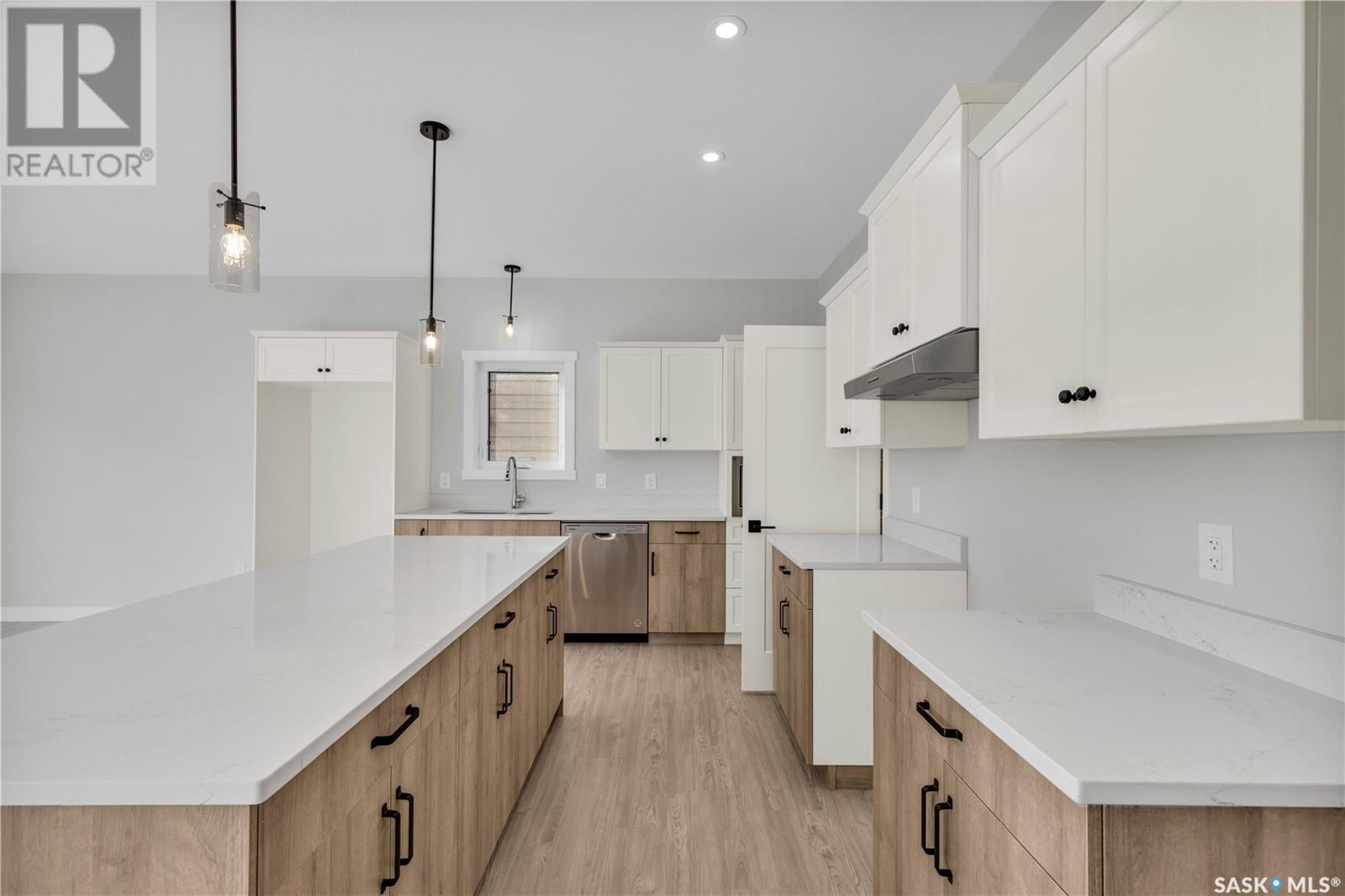 Property at 303 Asokan STREET image 5