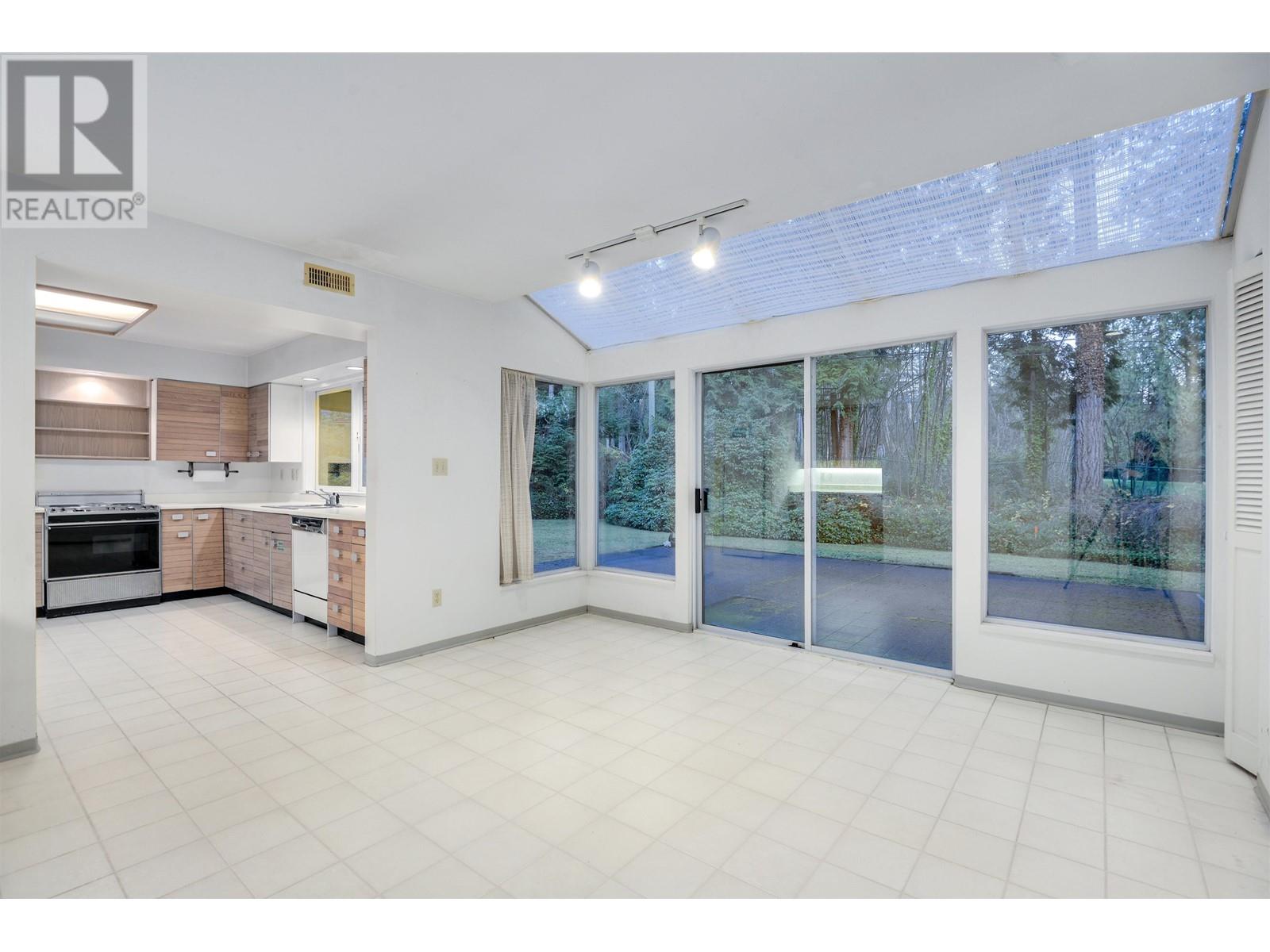 575 Hadden Drive, West Vancouver, British Columbia  V7S 1G8 - Photo 5 - R2949710