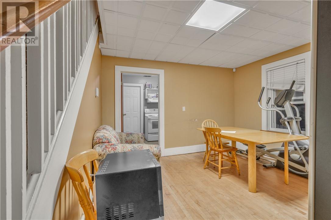 Property at 348-350 Elm Street image 3
