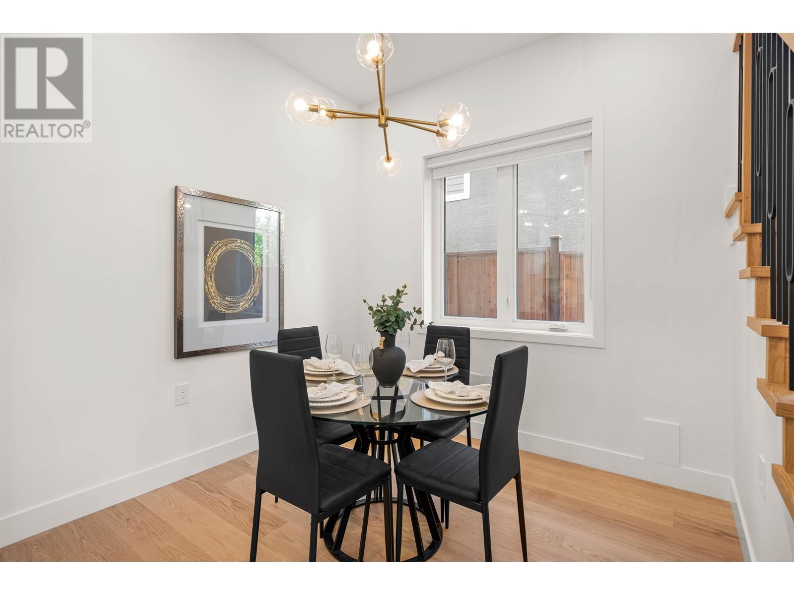 Listing Picture 7 of 30 : 1 312 E 40TH AVENUE, Vancouver / 溫哥華 - 魯藝地產 Yvonne Lu Group - MLS Medallion Club Member