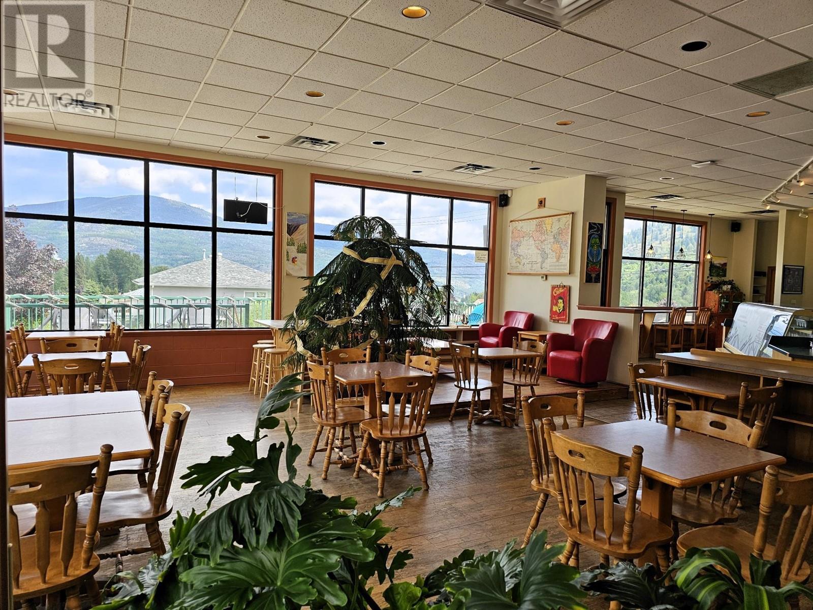 760 Schofield Highway, Warfield, British Columbia  V1R 2G9 - Photo 8 - 10332360