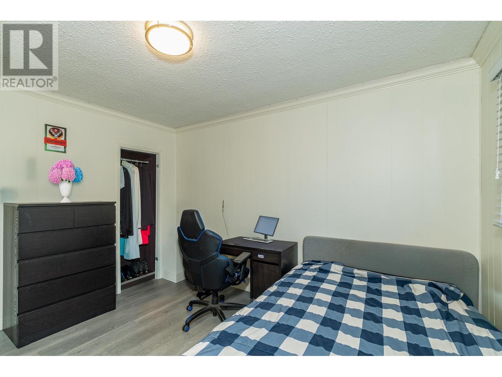 6407 Clinton Street, Burnaby, British Columbia  V5E 1A3 - Photo 14 - R2958027