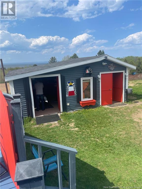 Property at 306 rue Acadie image 3