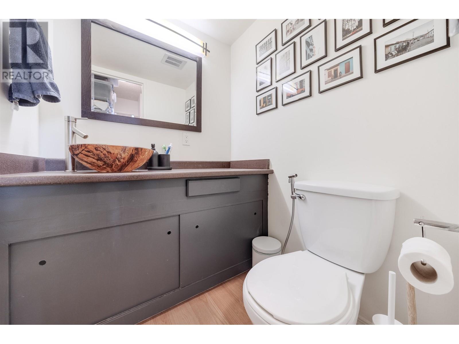 701 620 Seventh Avenue, New Westminster, British Columbia  V3M 5T6 - Photo 18 - R2958409