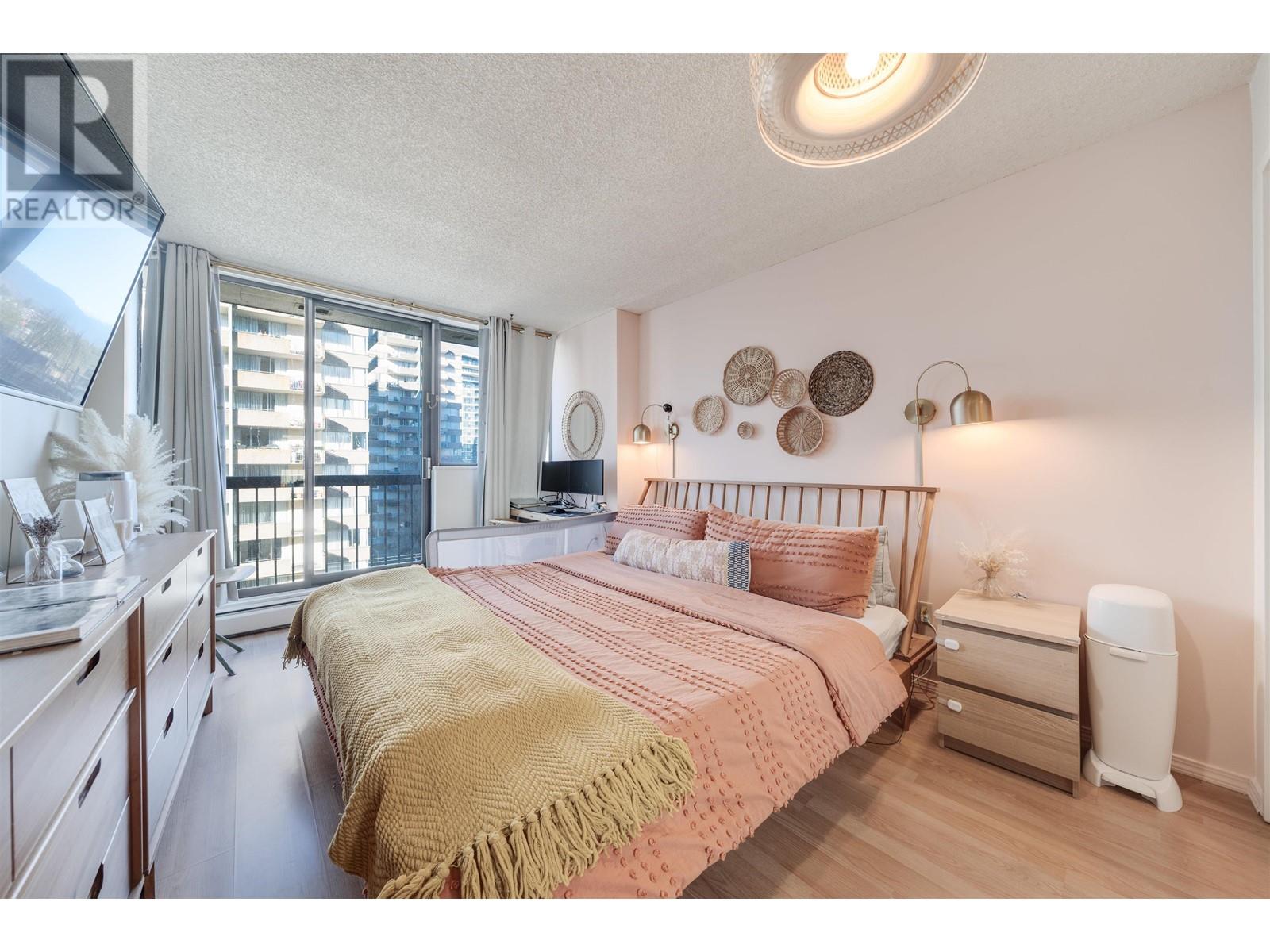 701 620 Seventh Avenue, New Westminster, British Columbia  V3M 5T6 - Photo 15 - R2958409