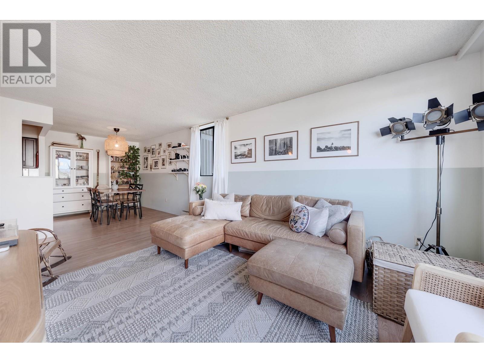 701 620 Seventh Avenue, New Westminster, British Columbia  V3M 5T6 - Photo 6 - R2958409