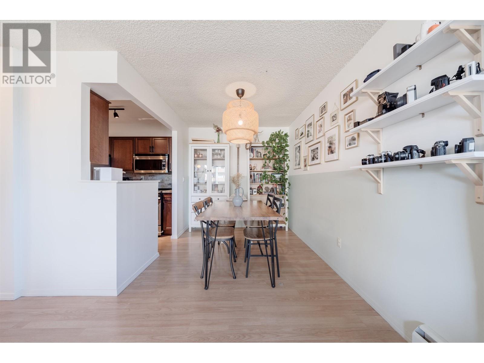 701 620 Seventh Avenue, New Westminster, British Columbia  V3M 5T6 - Photo 4 - R2958409