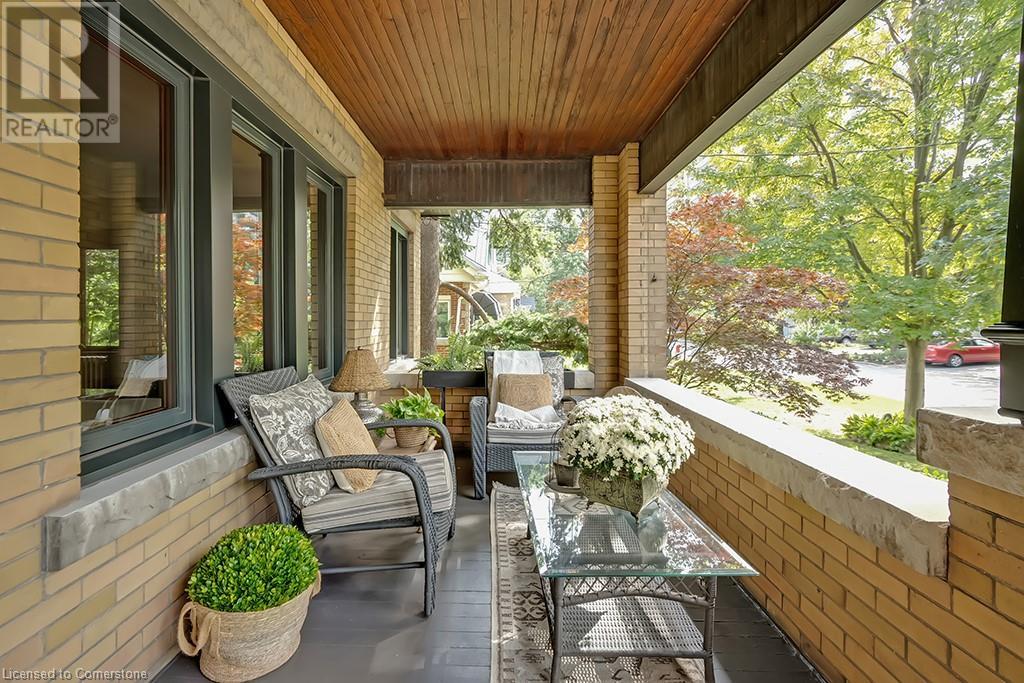 Property at 389 TORRANCE Street image 3