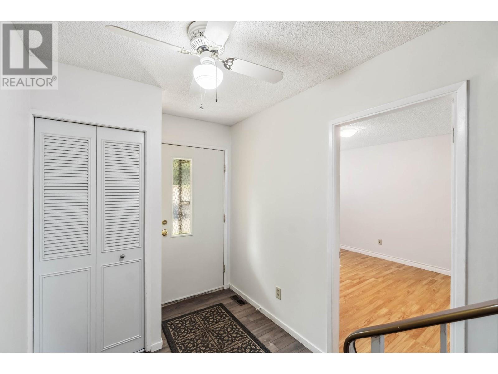 Property at 460 DALGLEISH Drive Unit# 6 image 5