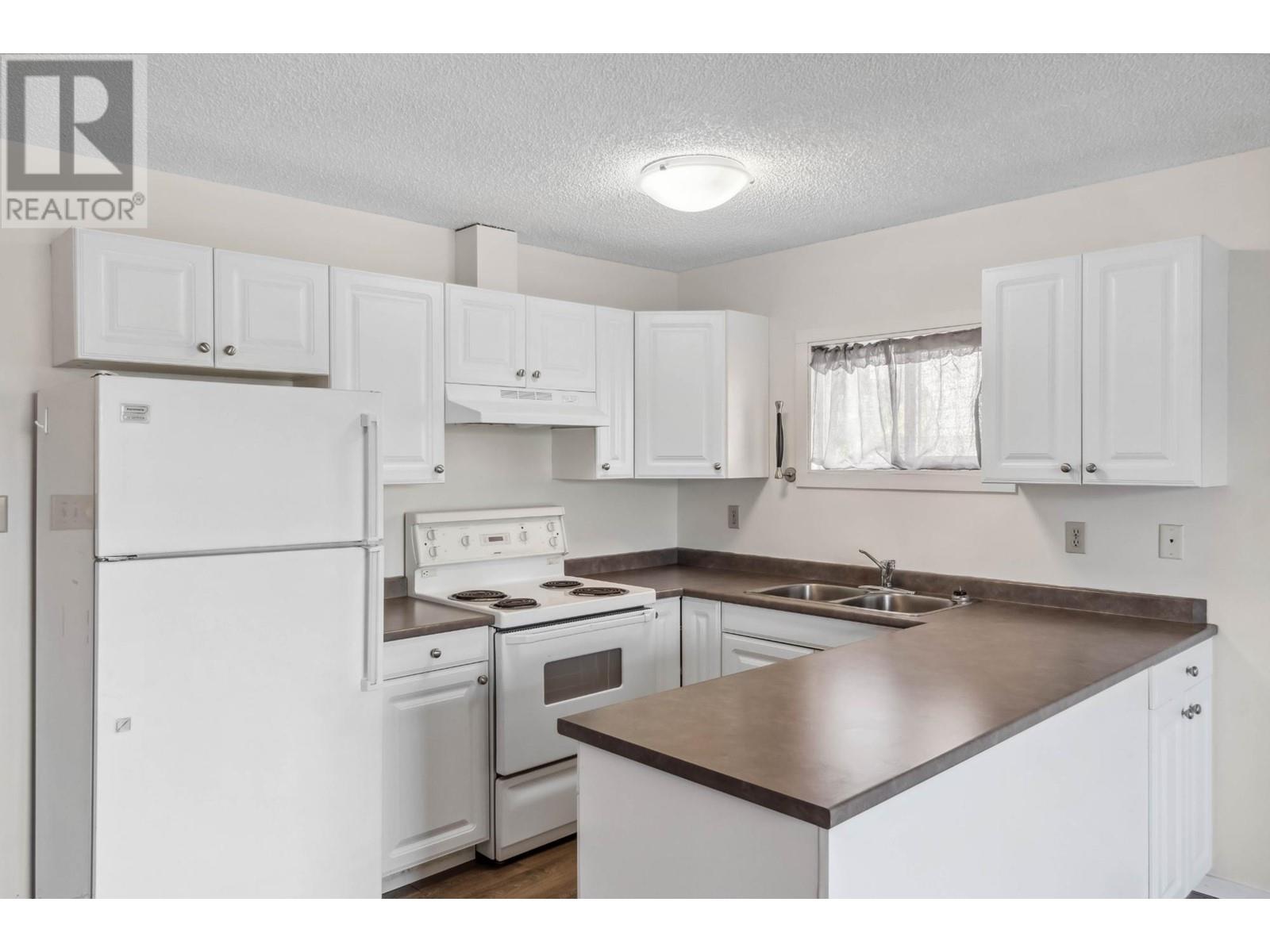 460 Dalgleish Drive Unit# 6, Kamloops, British Columbia  V2H 1T7 - Photo 9 - 10332990