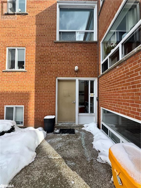13 Queen Street Unit# 6, Barrie, Ontario  L4M 1Y9 - Photo 2 - 40692508