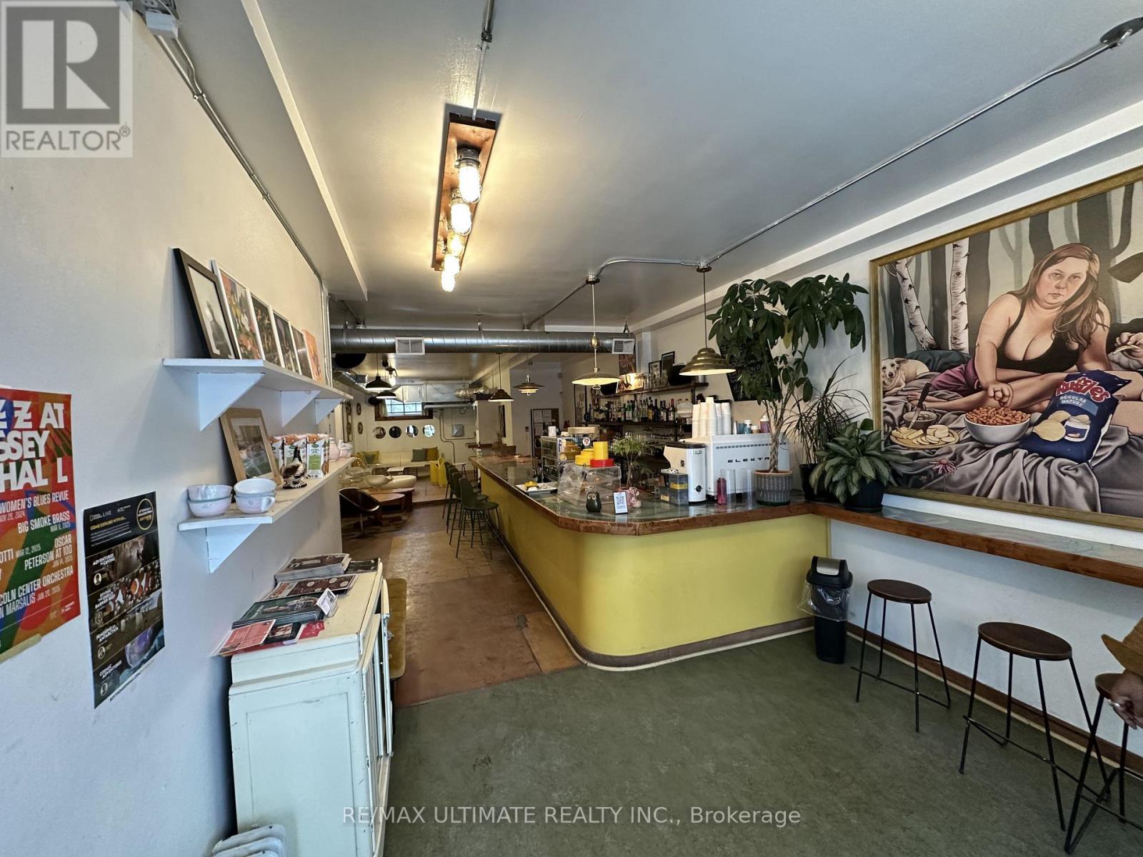 Property at 1662 QUEEN STREET W image 3