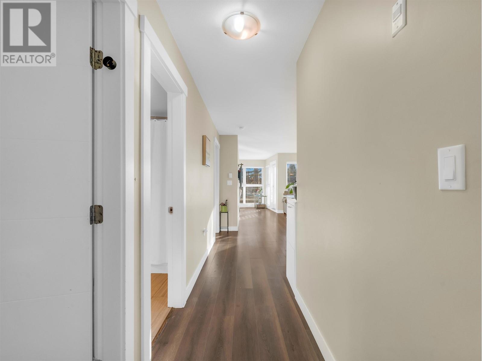 105 4815 55b Street, Ladner, British Columbia V4K 3V7 - Photo 11 - R2957732