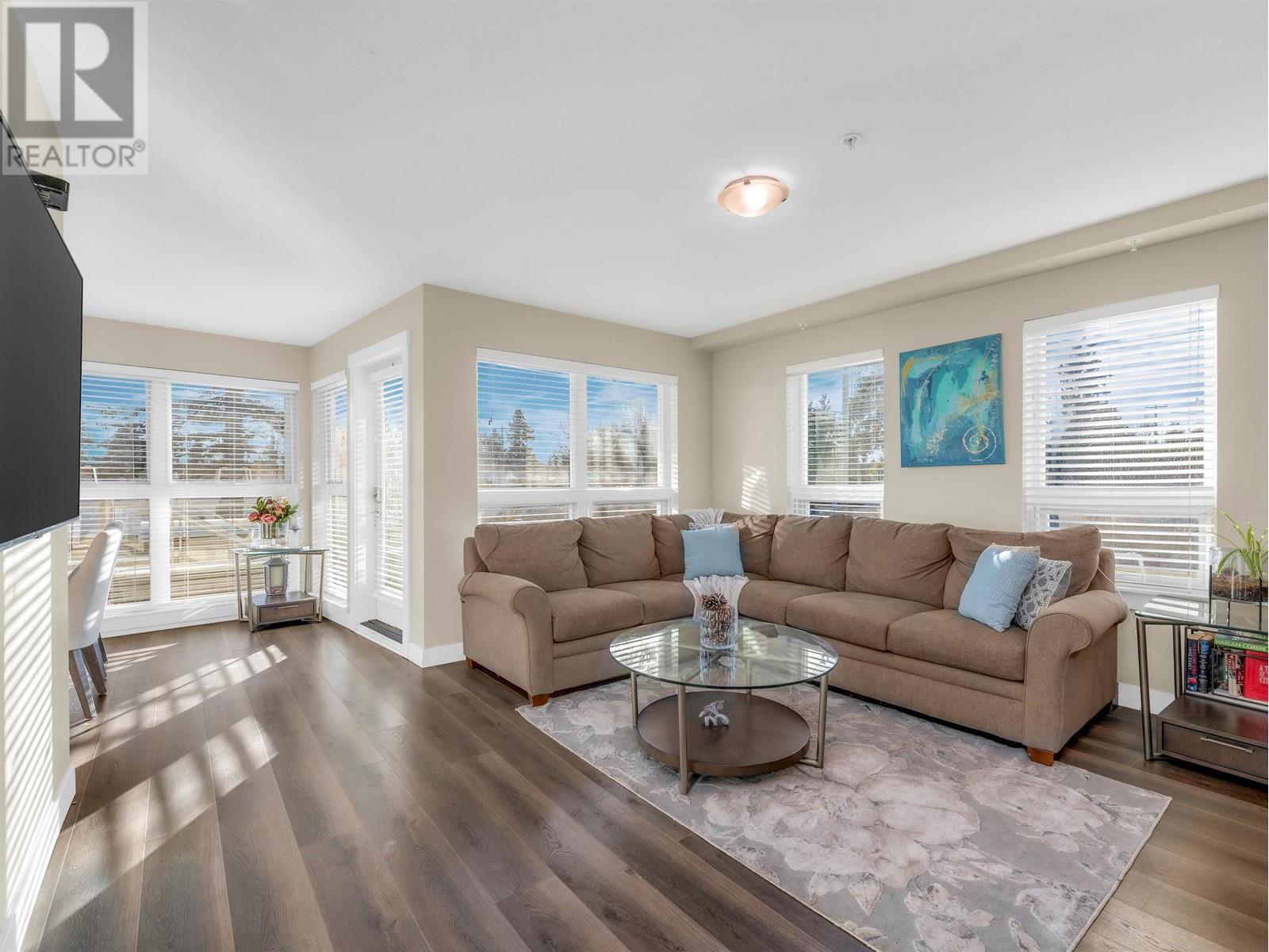 105 4815 55b Street, Ladner, British Columbia V4K 3V7 - Photo 2 - R2957732