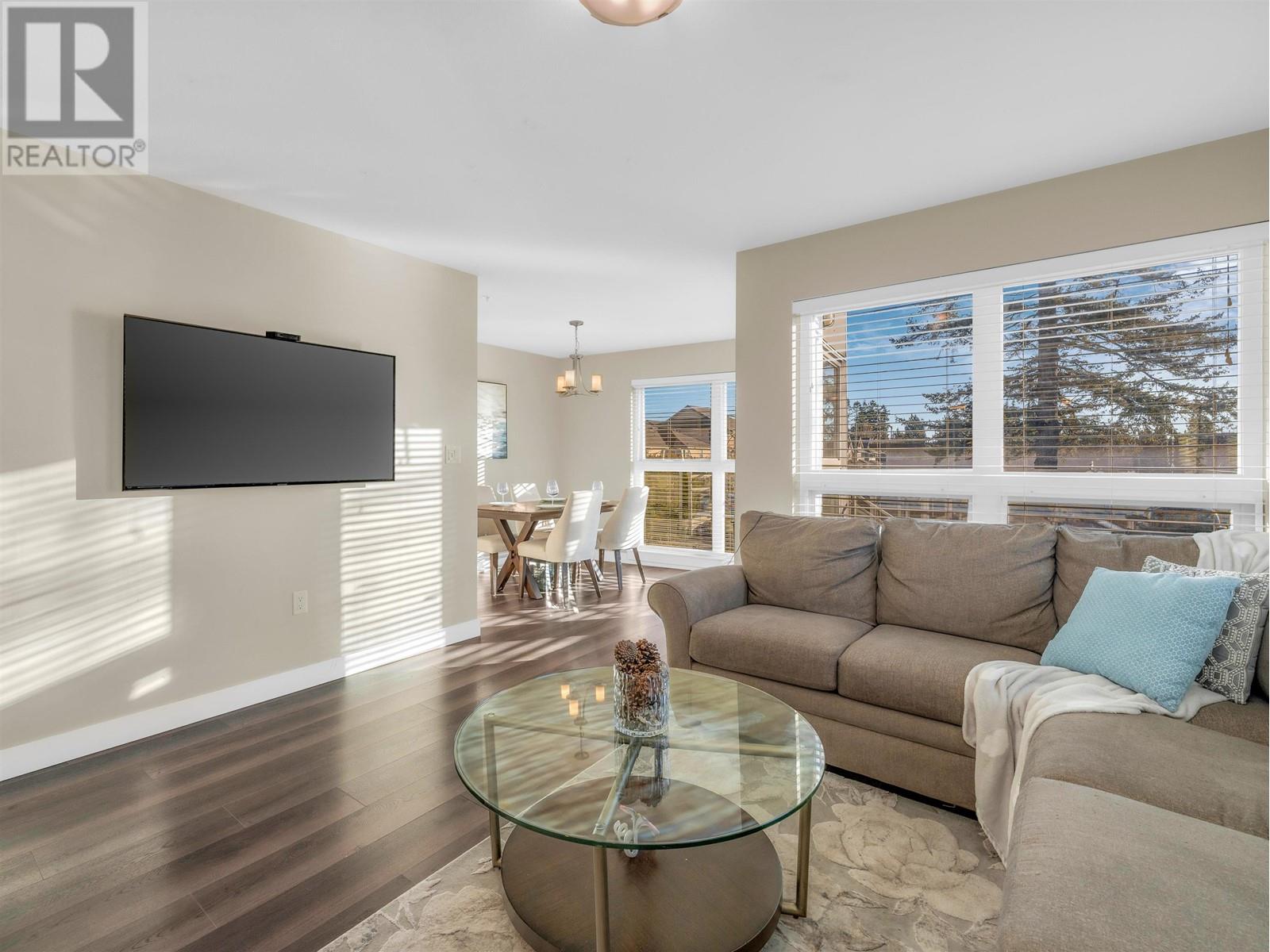 105 4815 55b Street, Ladner, British Columbia V4K 3V7 - Photo 4 - R2957732