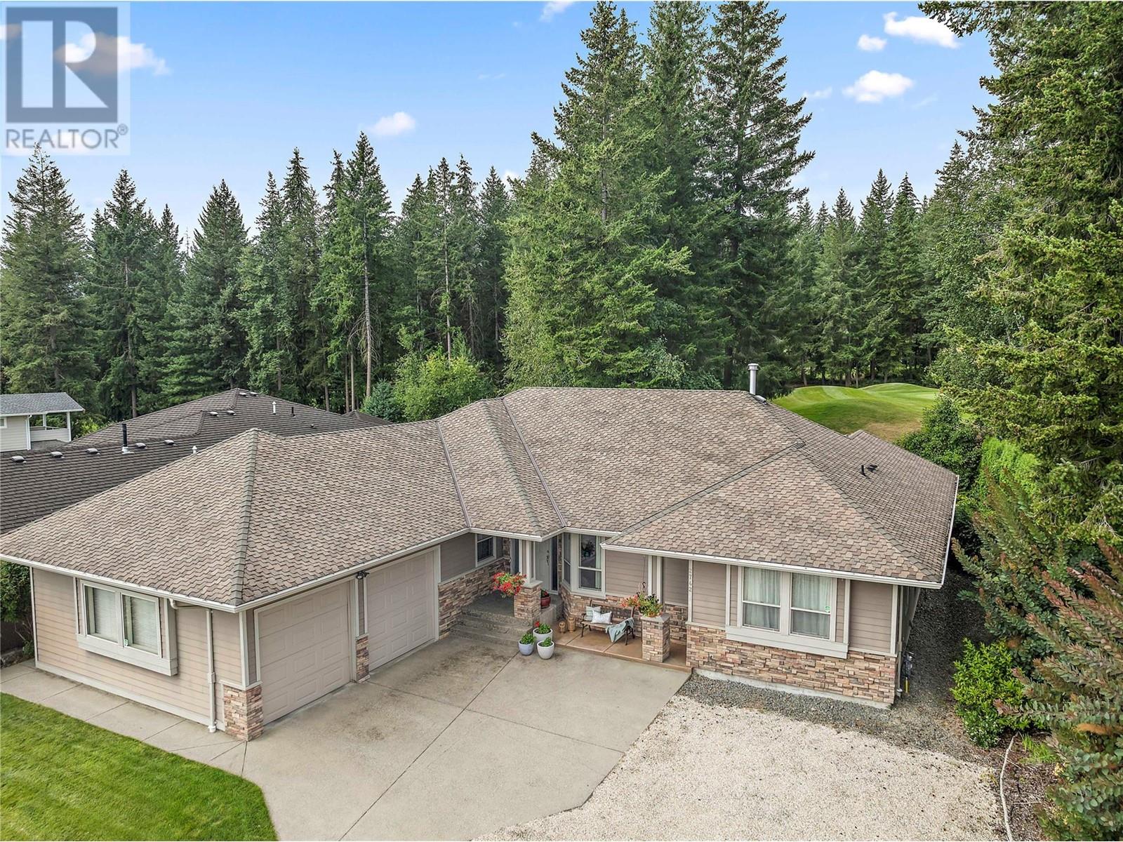 2742 Golf Course Drive, blind bay, British Columbia