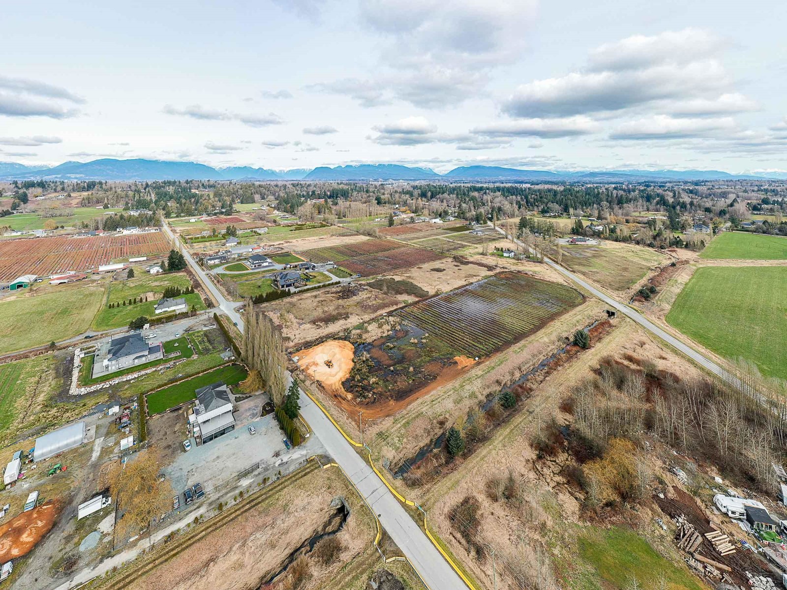 8476 184 Street, Surrey, British Columbia  V4N 6G4 - Photo 5 - R2959026