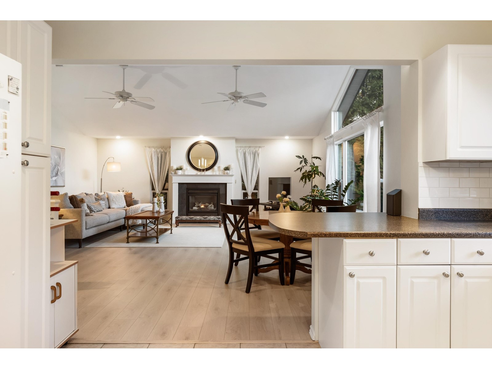 Property at 18792 88 AVENUE image 3