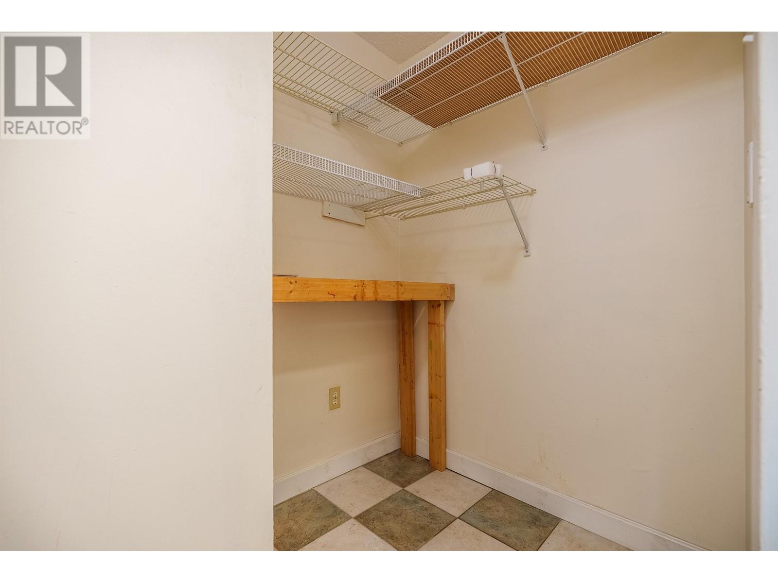 Listing Picture 20 of 30 : 610 9867 MANCHESTER DRIVE, Burnaby / 本拿比 - 魯藝地產 Yvonne Lu Group - MLS Medallion Club Member