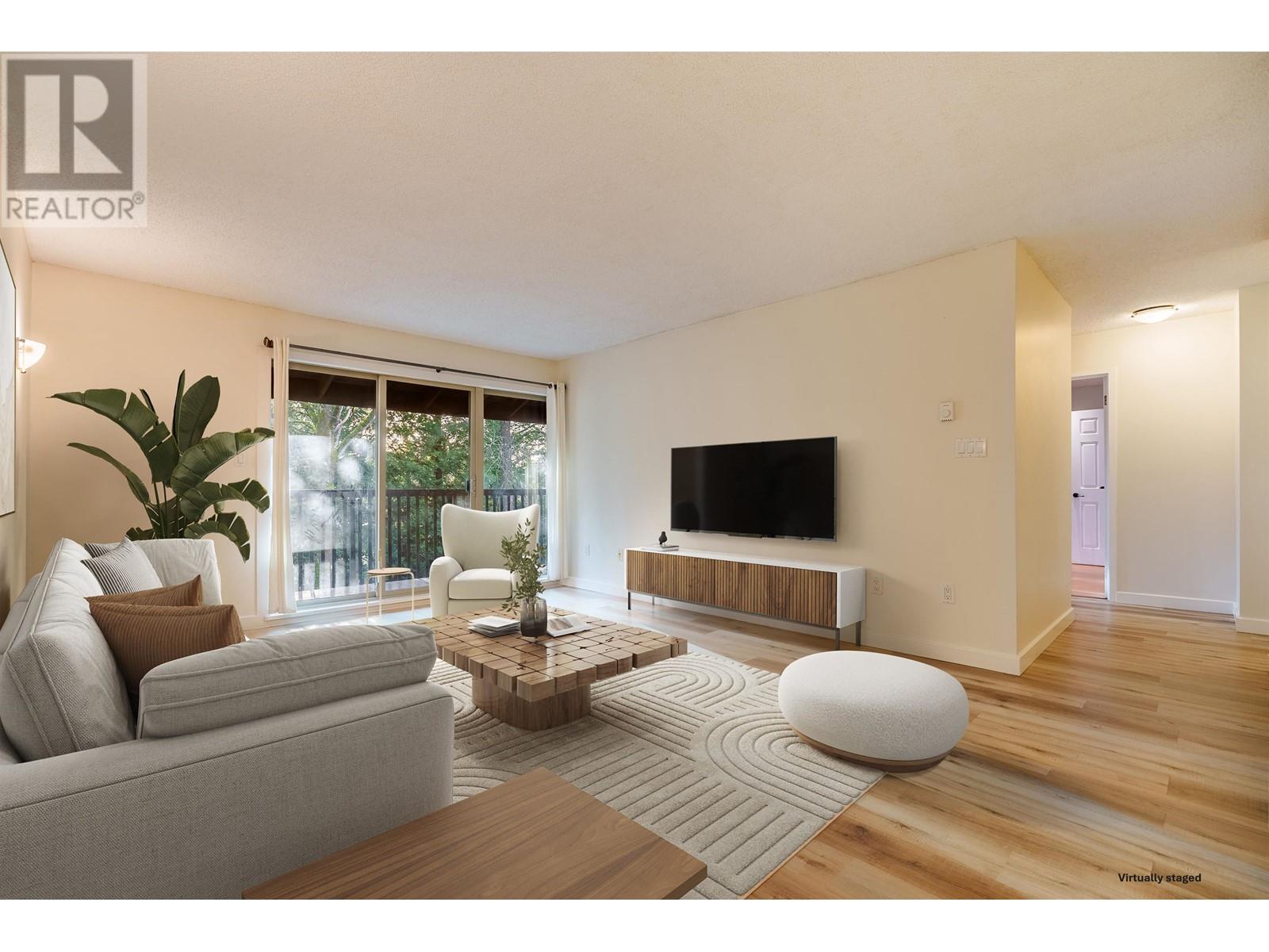 610 9867 MANCHESTER DRIVE, Burnaby