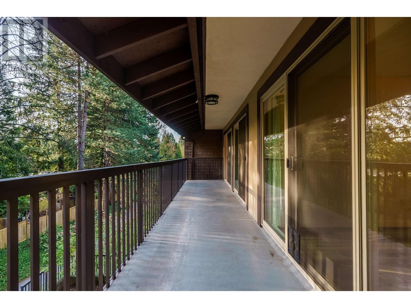 Listing Picture 21 of 30 : 610 9867 MANCHESTER DRIVE, Burnaby / 本拿比 - 魯藝地產 Yvonne Lu Group - MLS Medallion Club Member