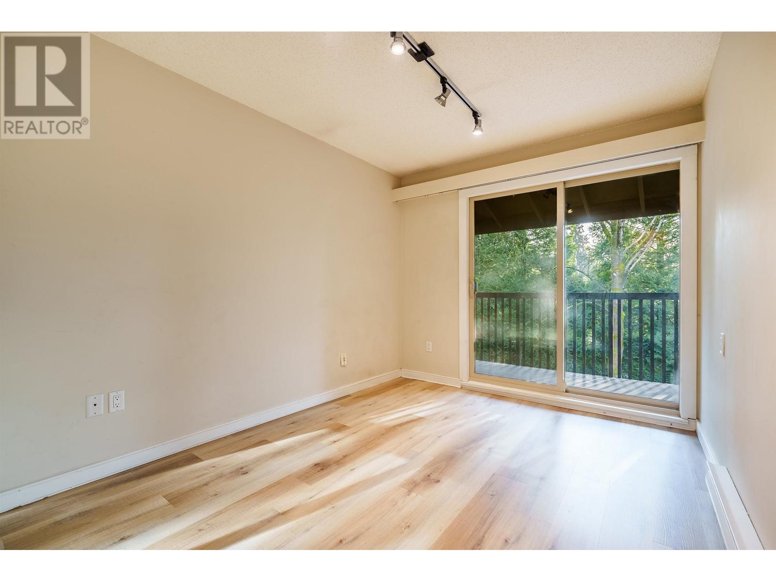 Listing Picture 18 of 30 : 610 9867 MANCHESTER DRIVE, Burnaby / 本拿比 - 魯藝地產 Yvonne Lu Group - MLS Medallion Club Member