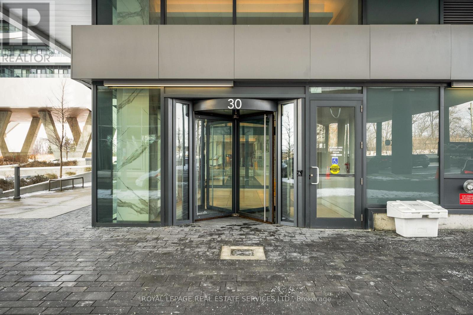 711 - 30 Shore Breeze Drive, Toronto, Ontario  M8V 0J1 - Photo 4 - W11935797
