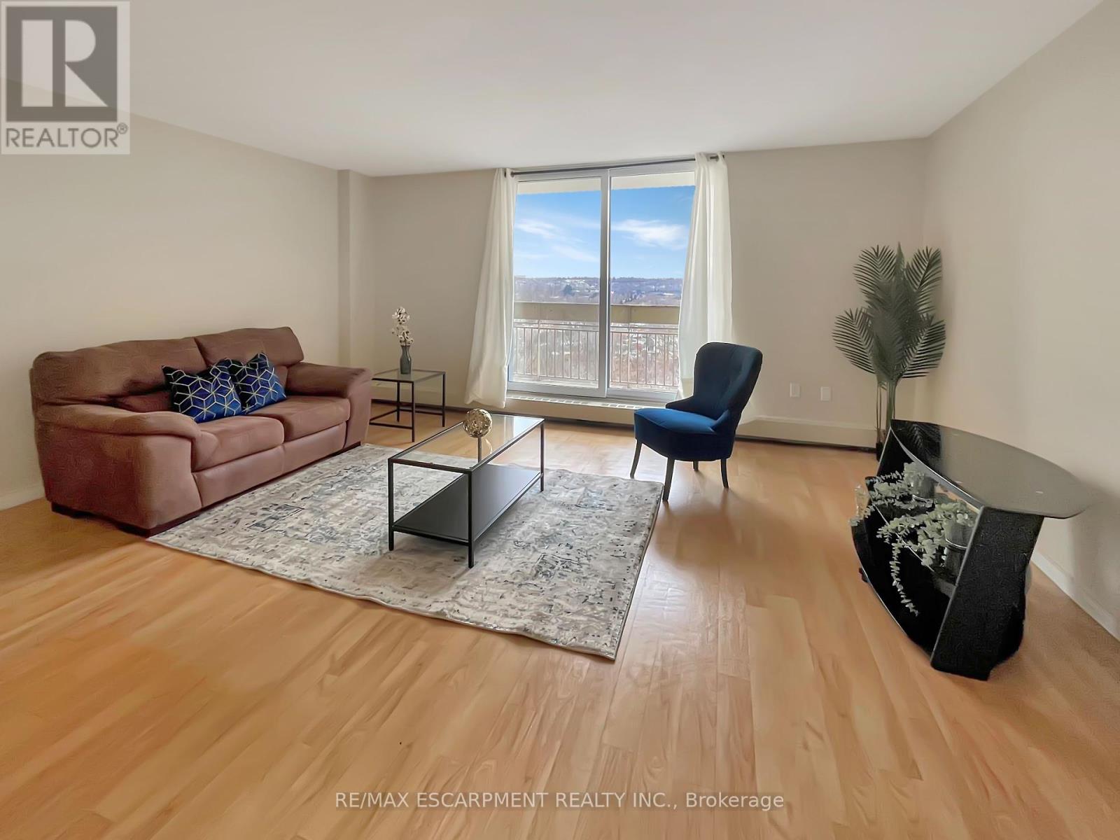 Property at 712 - 350 QUIGLEY ROAD image 4