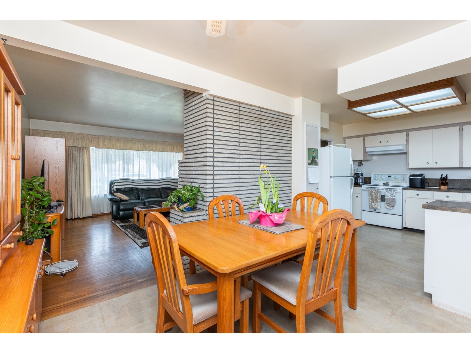 8736 154 Street, Surrey, British Columbia  V3S 3N6 - Photo 9 - R2958814