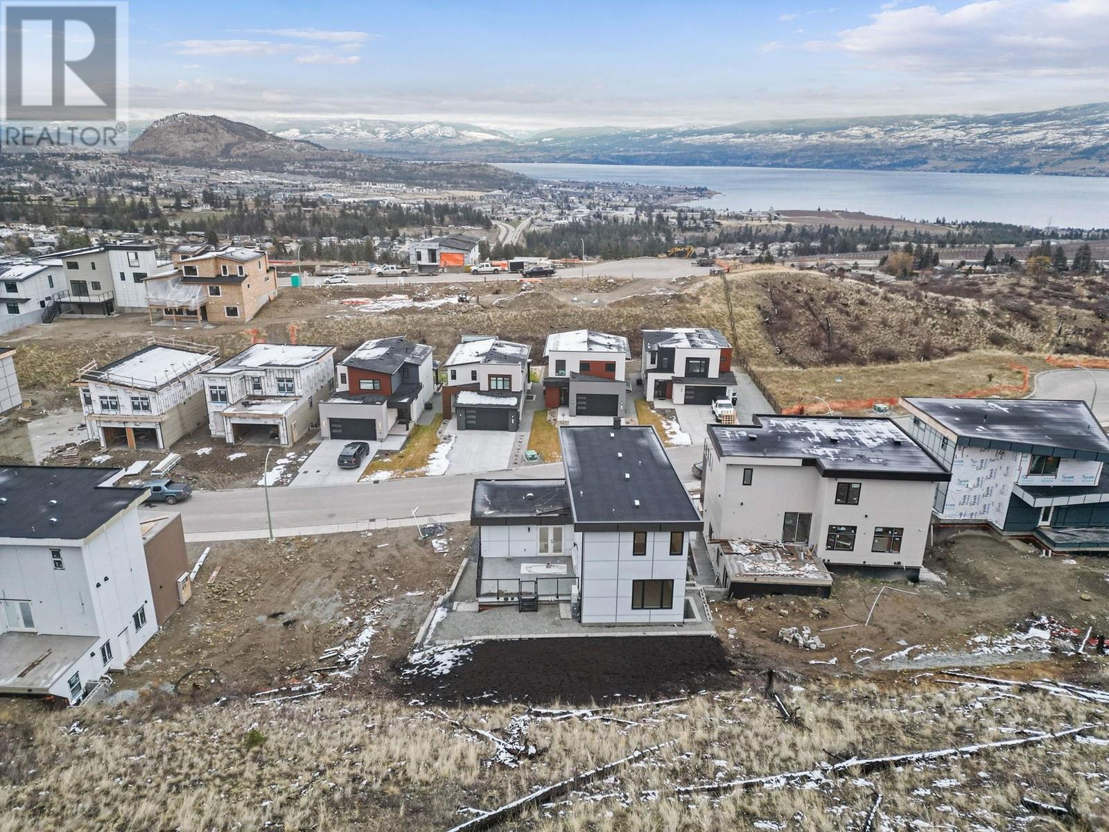 3774 Astoria Drive, West Kelowna, British Columbia  V4T 0B1 - Photo 2 - 10332969