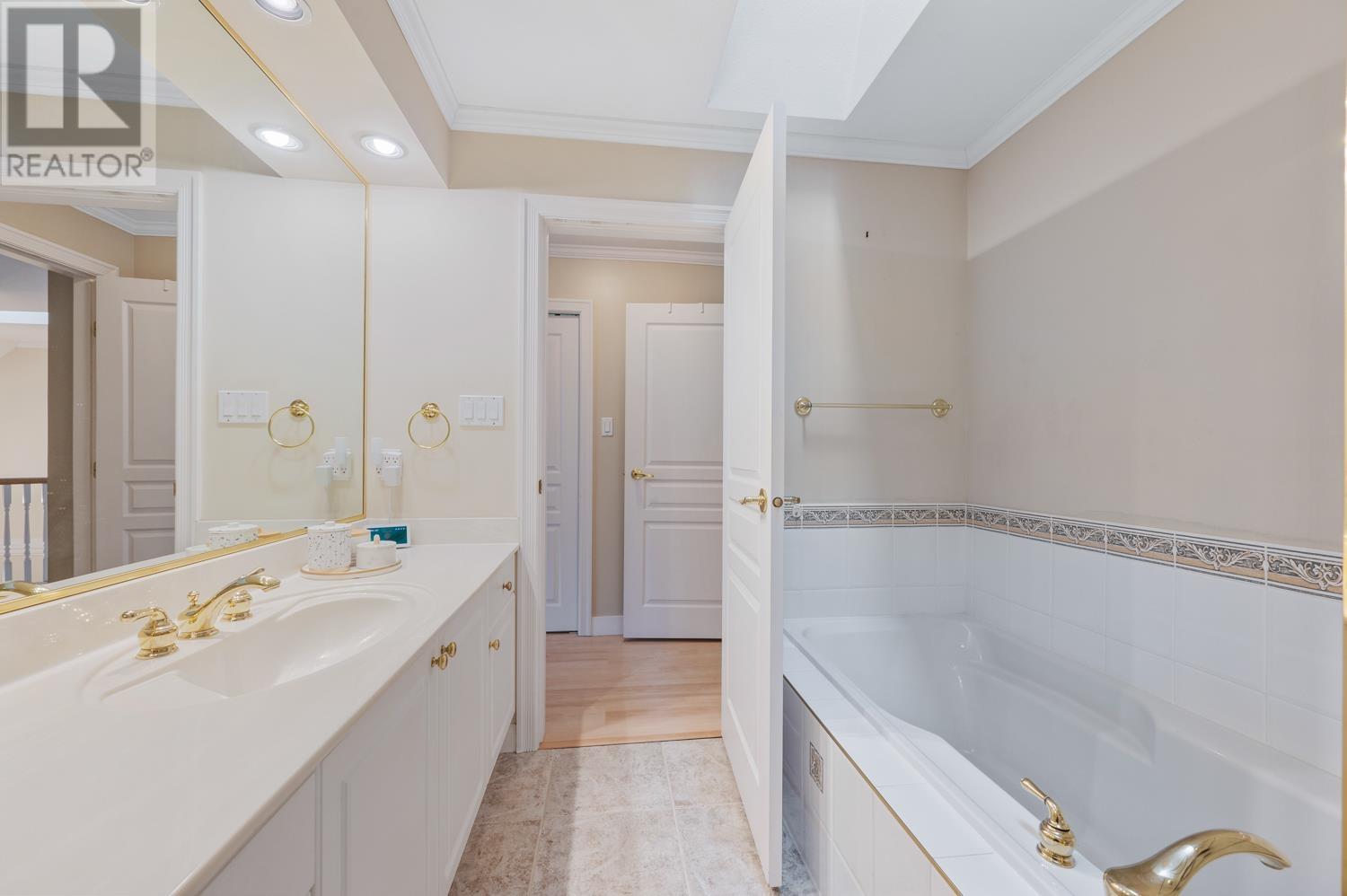 31 7600 Blundell Road, Richmond, British Columbia  V6Y 4E1 - Photo 17 - R2959034