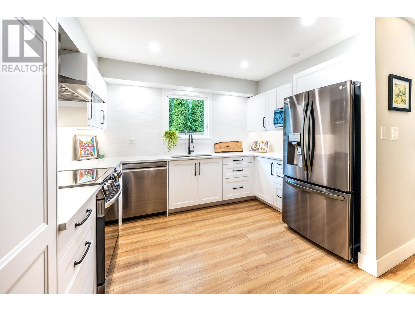 24 39752 Government Road, Squamish, British Columbia  V8B 0G3 - Photo 1 - R2959036