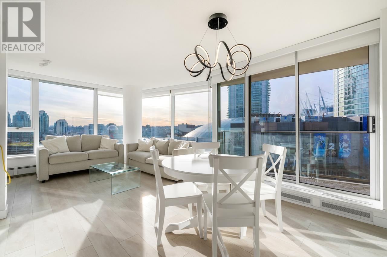 Listing Picture 4 of 23 : 1105 689 ABBOTT STREET, Vancouver / 溫哥華 - 魯藝地產 Yvonne Lu Group - MLS Medallion Club Member
