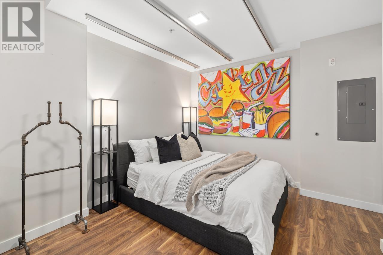Listing Picture 15 of 24 : 101 2511 QUEBEC STREET, Vancouver / 溫哥華 - 魯藝地產 Yvonne Lu Group - MLS Medallion Club Member