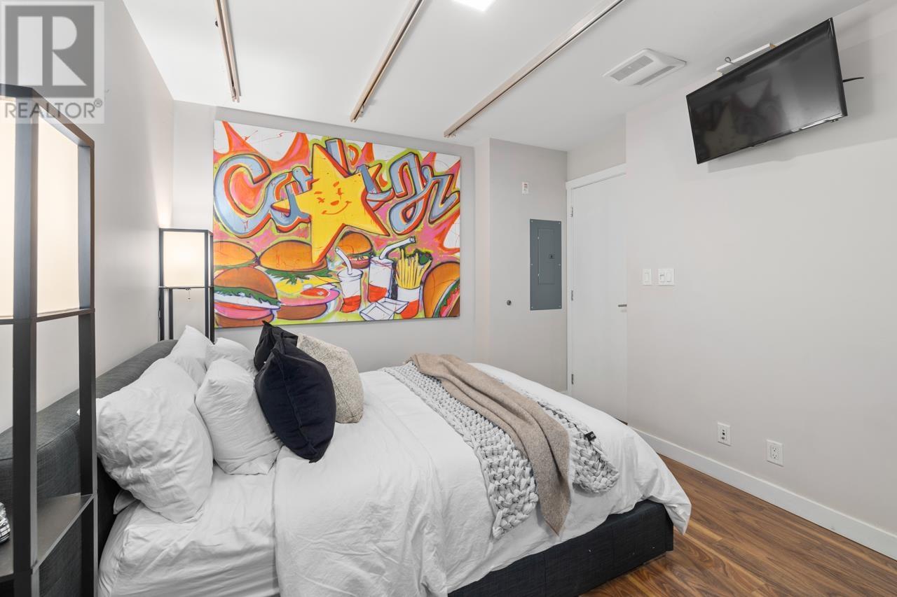 Listing Picture 16 of 24 : 101 2511 QUEBEC STREET, Vancouver / 溫哥華 - 魯藝地產 Yvonne Lu Group - MLS Medallion Club Member