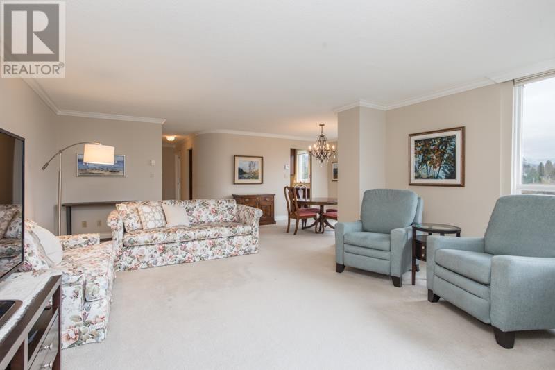 701 2203 BELLEVUE AVENUE