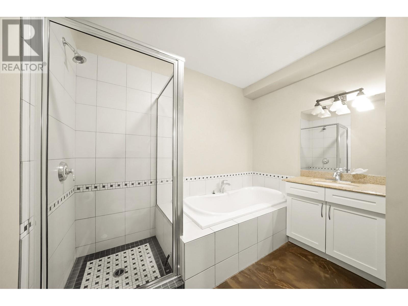 Listing Picture 22 of 40 : 1637 ANGUS DRIVE, Vancouver / 溫哥華 - 魯藝地產 Yvonne Lu Group - MLS Medallion Club Member